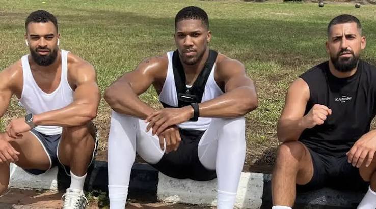 Joshua Dedicates Comeback Victory to Friends Killed in Ogun Crash